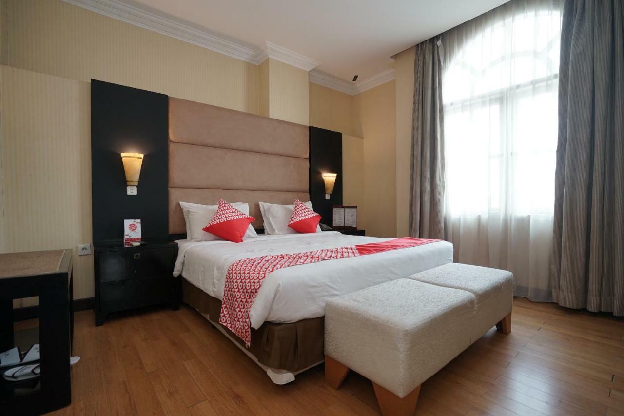 Capital O 1128 Hotel Imara Palembang Dış mekan fotoğraf