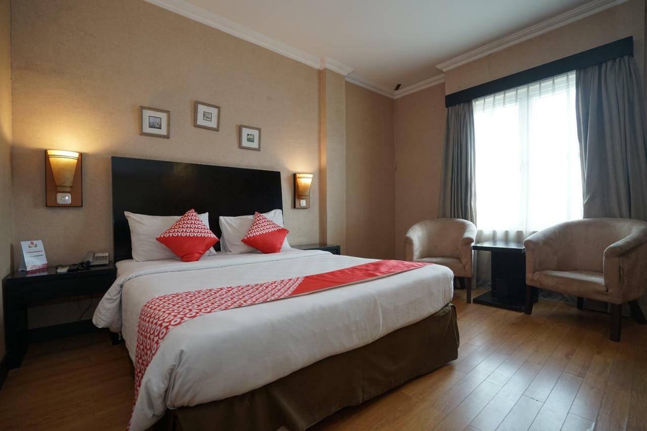 Capital O 1128 Hotel Imara Palembang Dış mekan fotoğraf