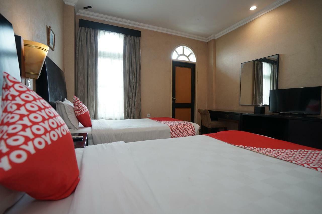 Capital O 1128 Hotel Imara Palembang Dış mekan fotoğraf