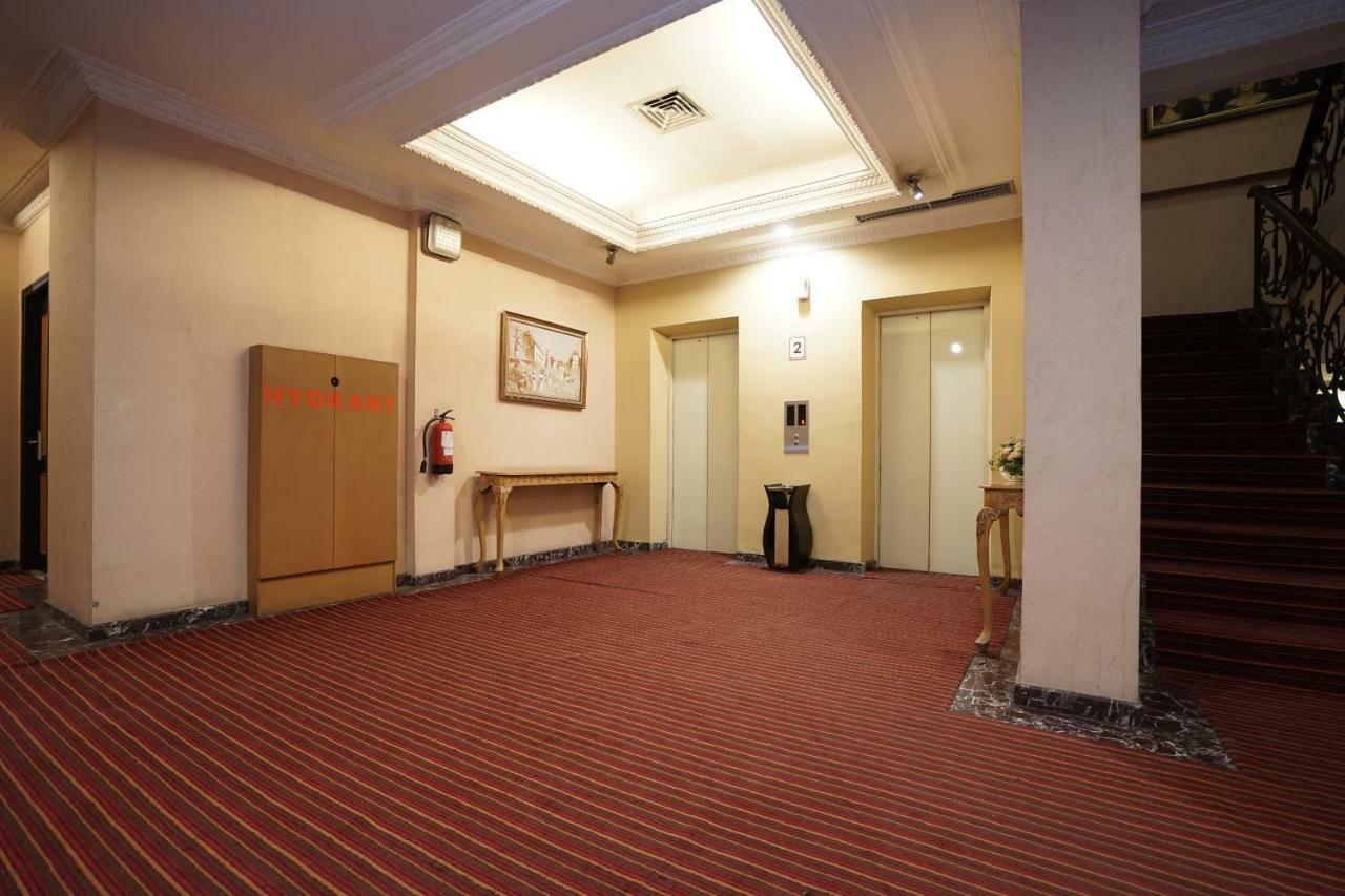 Capital O 1128 Hotel Imara Palembang Dış mekan fotoğraf
